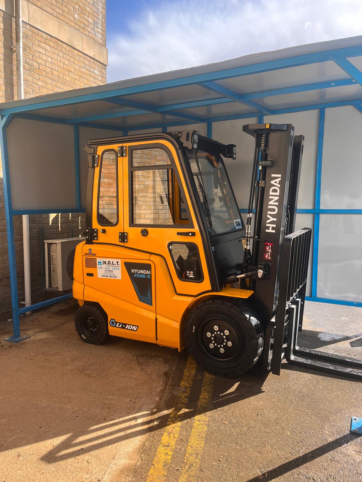 Whittlebury Hall, Hotel – Spa – Golf Resort & Hyundai Forklift Truck!